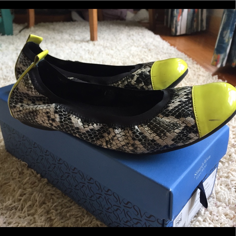 Simply Vera Vera Wang Andrea Snake Slides Green